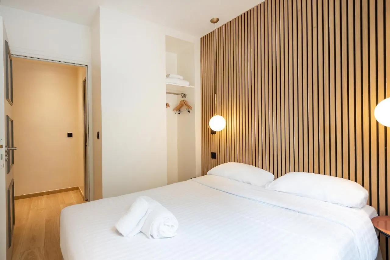 So Marais Hotel